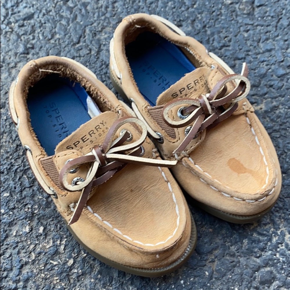 SPERRY walker boat shoes size 6